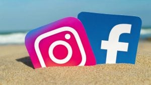 Instagram ve Facebook hesaplarını bağlama